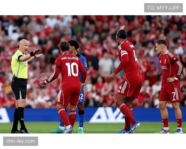 英超VAR使用标准优化提案讨论，裁判一致性成焦点